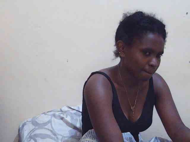 Sweetdiva2 webcam