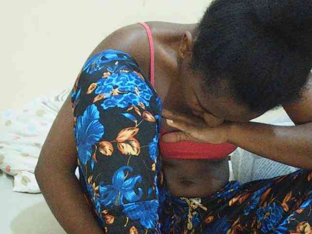 Sweetdiva2 webcam