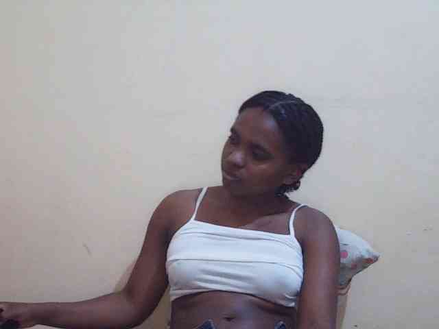 Sweetdiva2 webcam