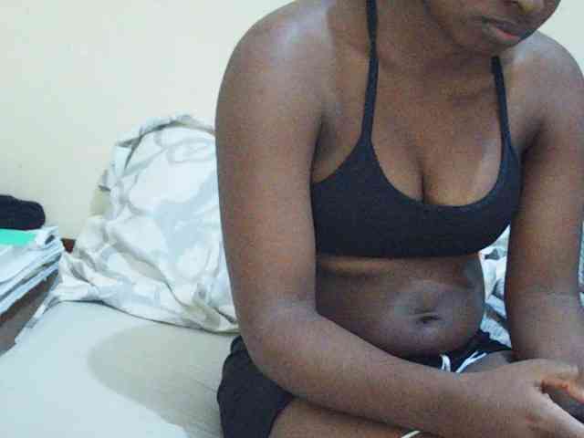 Sweetdiva2 webcam