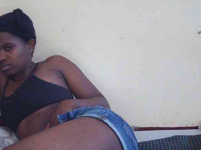 Sweetdiva2 webcam
