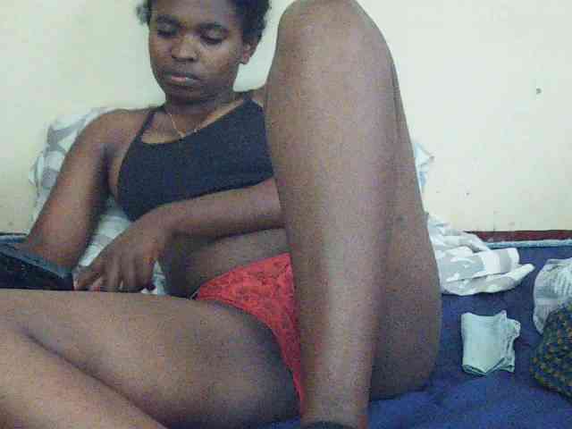 Sweetdiva2 webcam