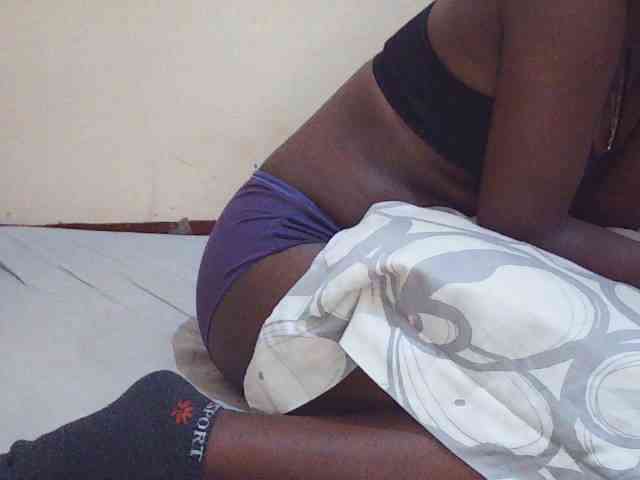 Sweetdiva2 webcam