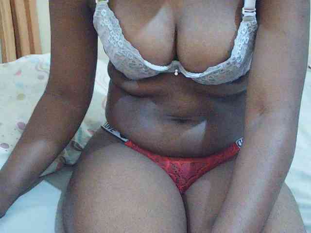 Sweetdiva2 webcam