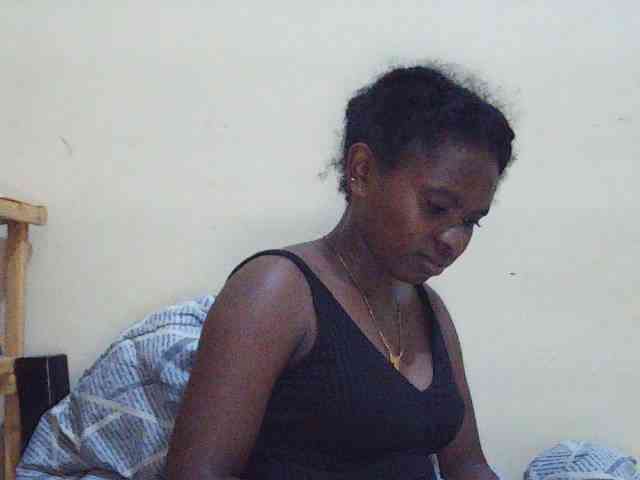 Sweetdiva2 webcam