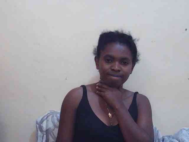 Sweetdiva2 webcam