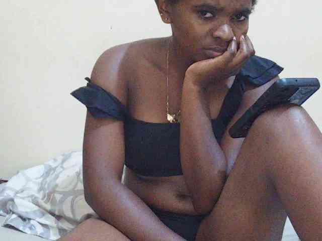 Sweetdiva2 webcam