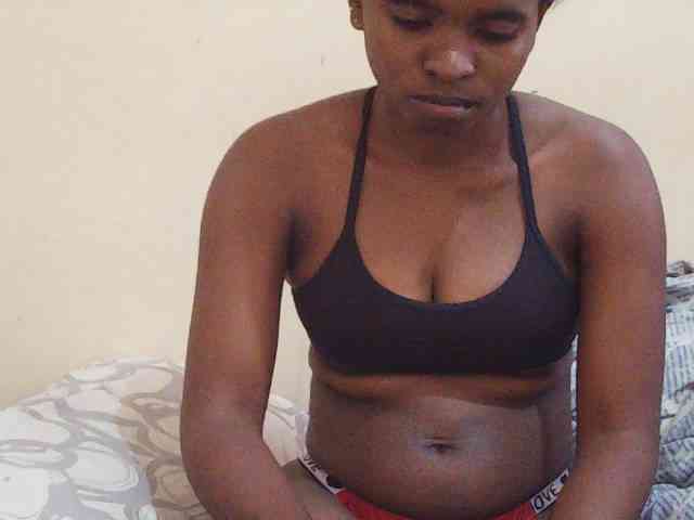 Sweetdiva2 webcam