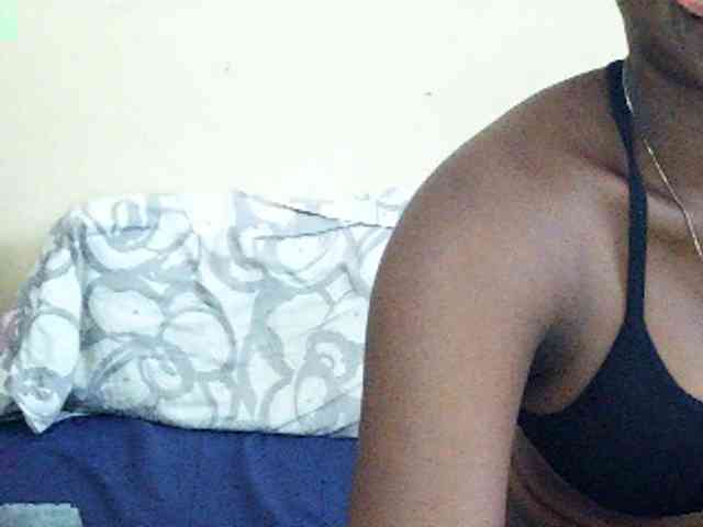 Sweetdiva2 webcam