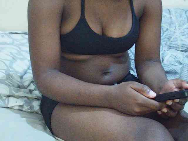 Sweetdiva2 webcam