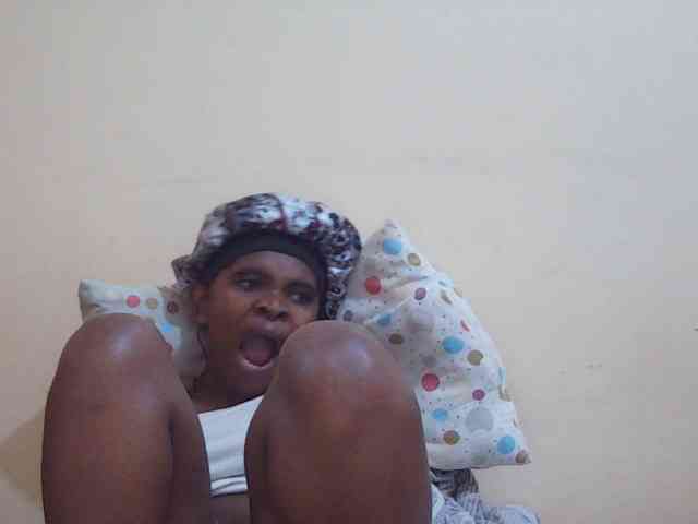 Sweetdiva2 webcam