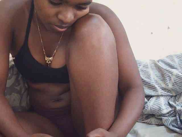 Sweetdiva2 webcam