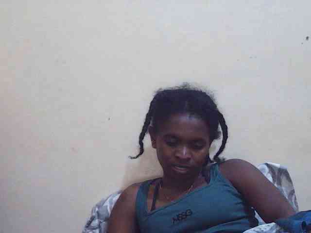 Sweetdiva2 webcam