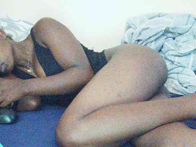 Sweetdiva2 webcam