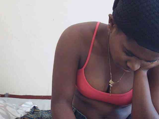 Sweetdiva2 webcam