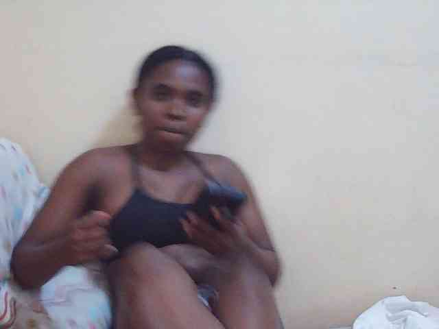 Sweetdiva2 webcam