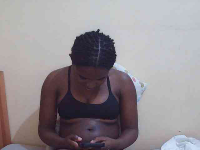 Sweetdiva2 webcam