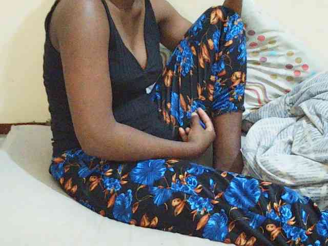 Sweetdiva2 webcam