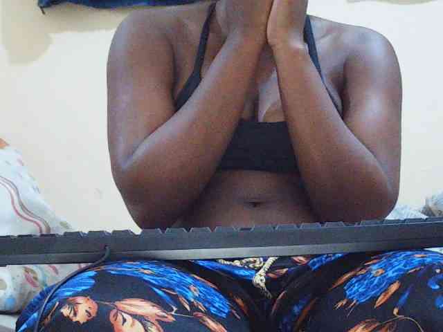 Sweetdiva2 webcam