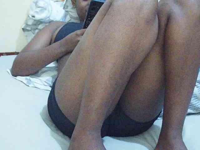 Sweetdiva2 webcam