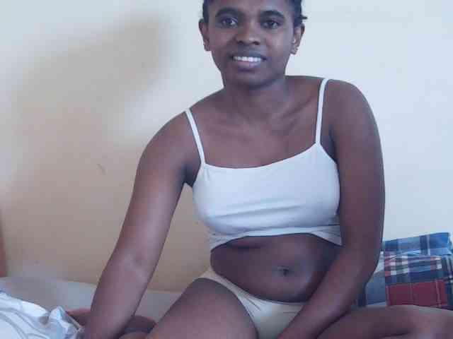 Sweetdiva2 webcam