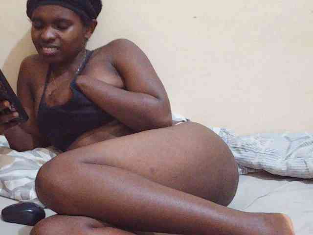 Sweetdiva2 webcam