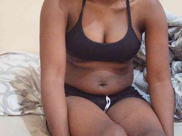 Sweetdiva2 webcam