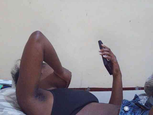 Sweetdiva2 webcam