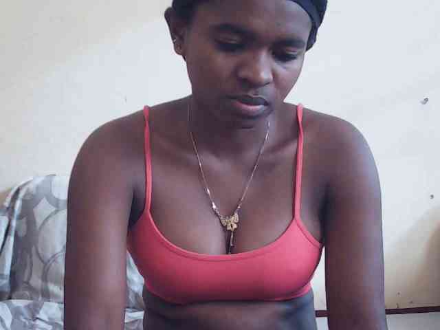 Sweetdiva2 webcam