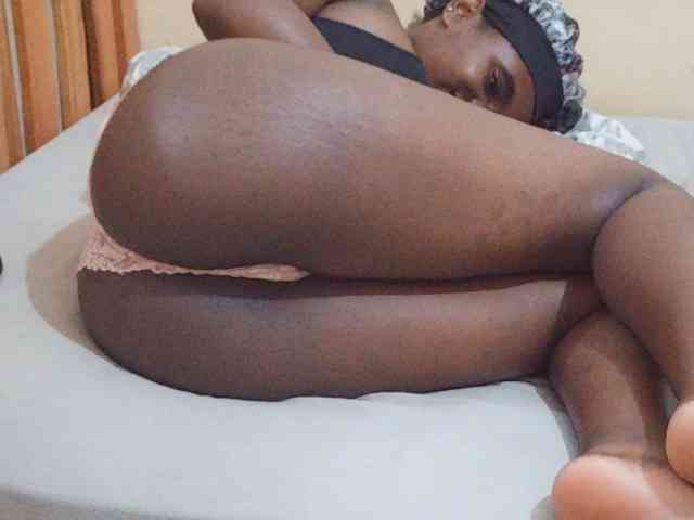 Sweetdiva2 webcam