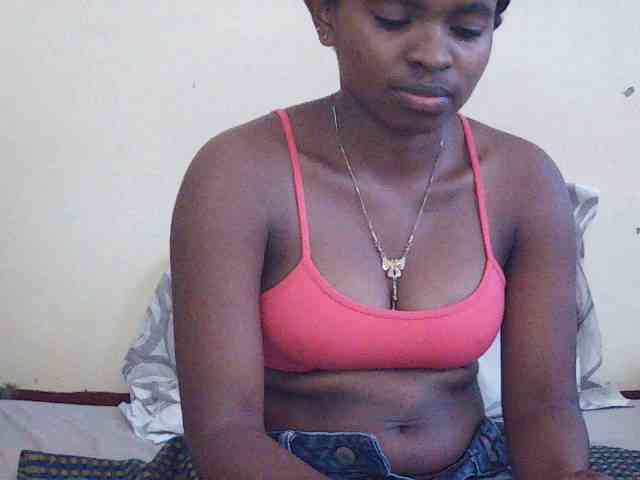 Sweetdiva2 webcam