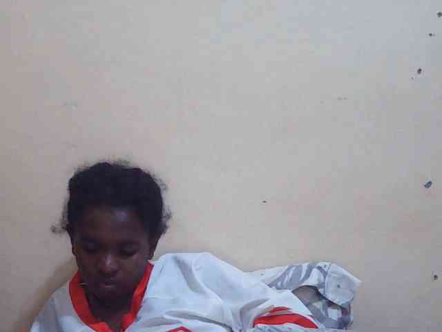 Sweetdiva2 webcam