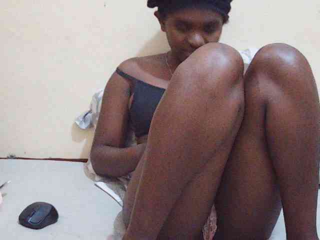 Sweetdiva2 webcam