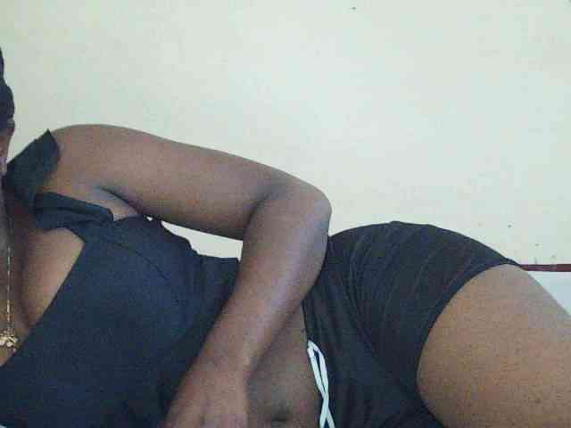 Sweetdiva2 webcam