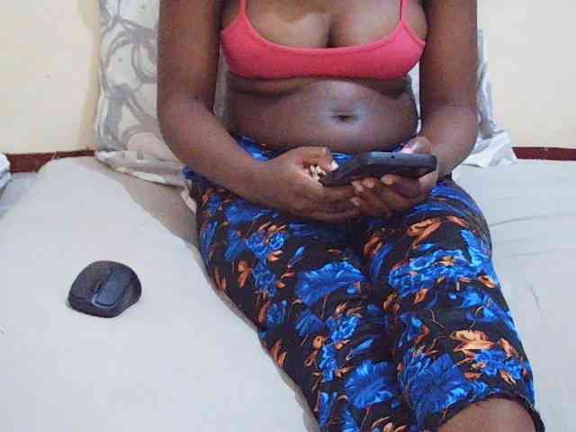 Sweetdiva2 webcam