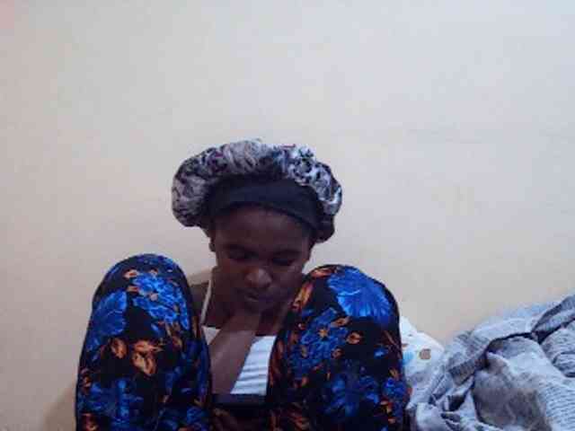 Sweetdiva2 webcam