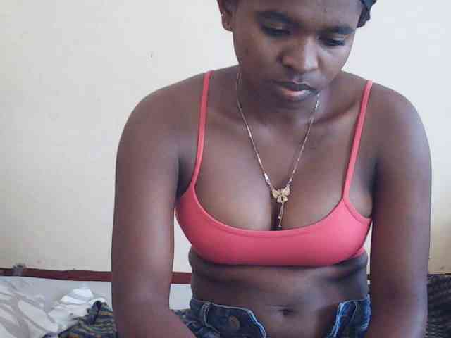 Sweetdiva2 webcam