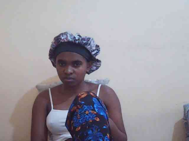 Sweetdiva2 webcam