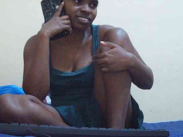 Sweetdiva2 webcam