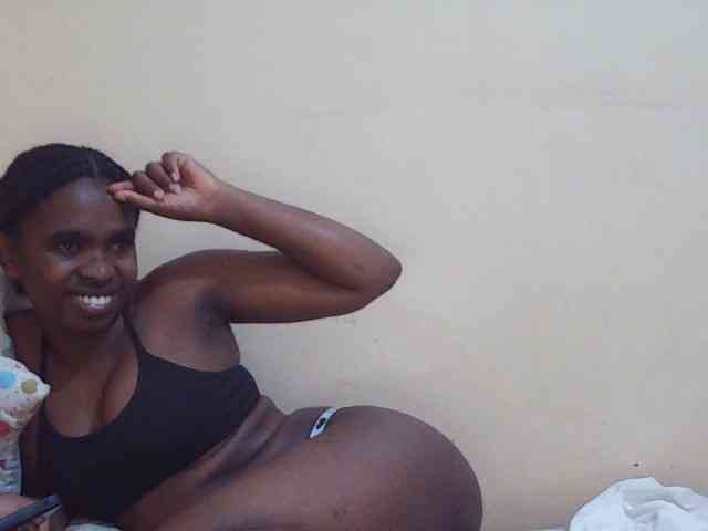 Sweetdiva2 webcam