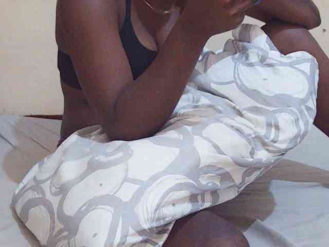 Sweetdiva2 webcam
