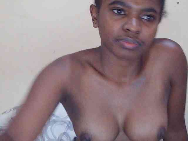 Sweetdiva2 webcam