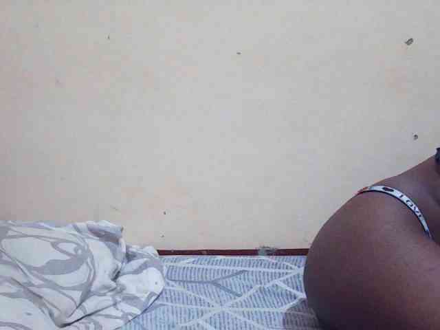 Sweetdiva2 webcam