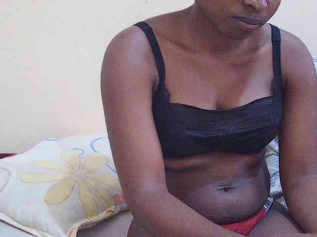 Sweetdiva2 webcam