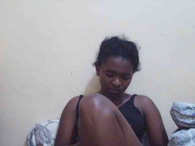 Sweetdiva2 webcam