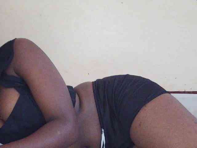 Sweetdiva2 webcam