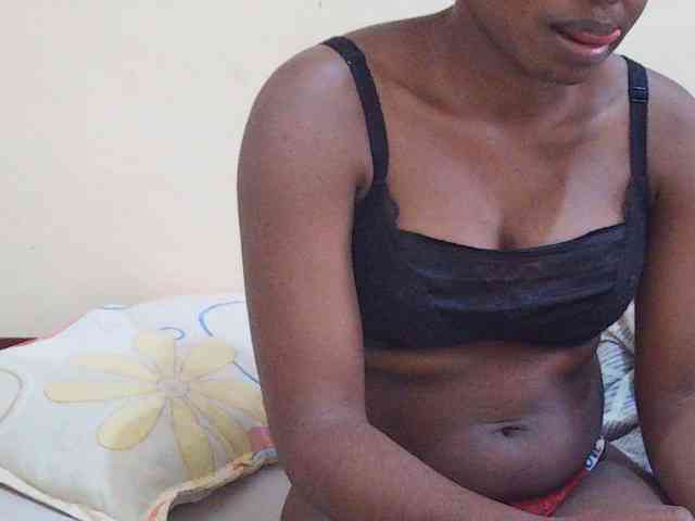 Sweetdiva2 webcam