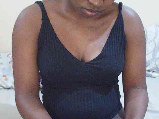 Sweetdiva2 webcam