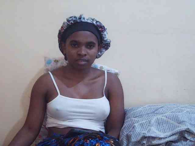 Sweetdiva2 webcam