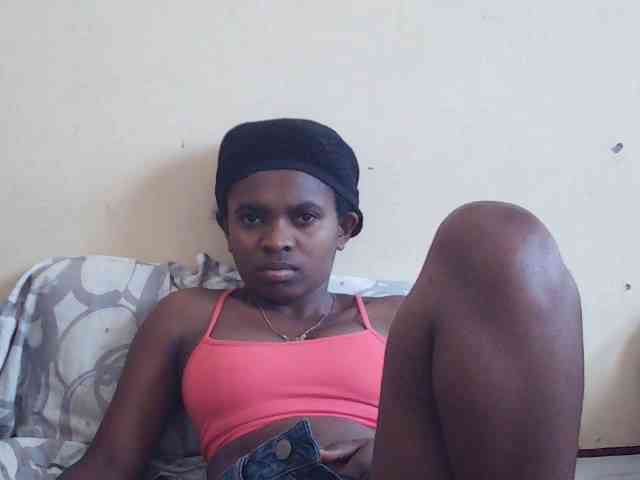 Sweetdiva2 webcam